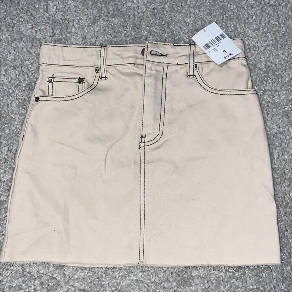 Cream/Khaki high waisted, mini skirt